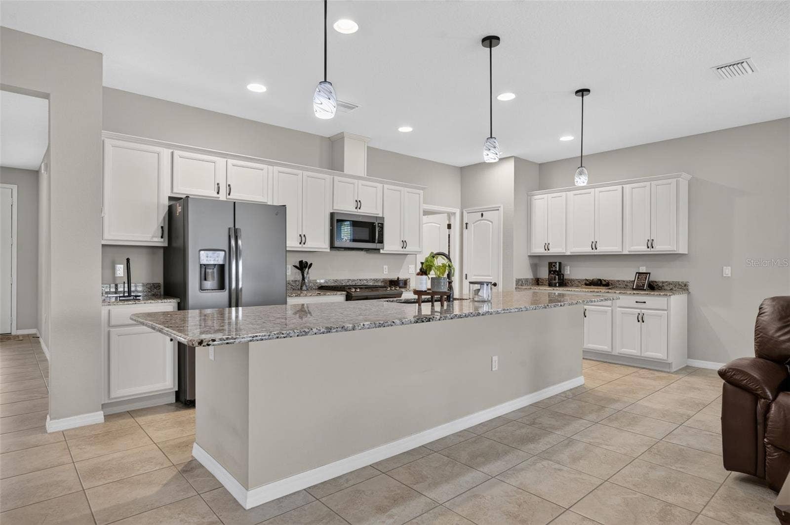 306 ALCOVE DRIVE, Groveland, FL 34736 306 ALCOVE DRIVE, Groveland, FL 34736