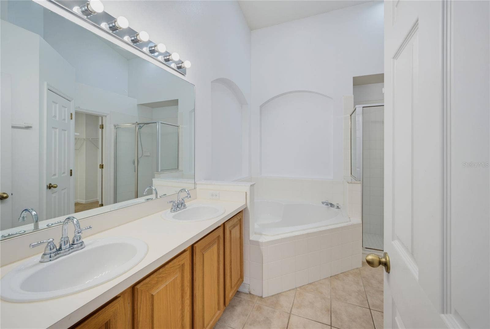 5251 LOS PALMA VISTA DRIVE, Orlando, FL 32837 5251 LOS PALMA VISTA DRIVE, Orlando, FL 32837
