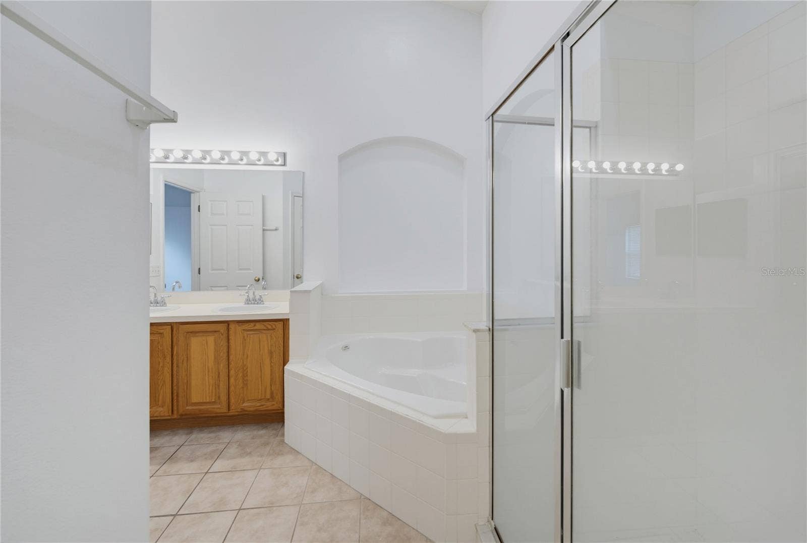 5251 LOS PALMA VISTA DRIVE, Orlando, FL 32837 5251 LOS PALMA VISTA DRIVE, Orlando, FL 32837
