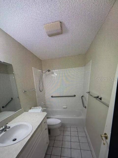 1802 PUERTO BELLO DRIVE, The Villages, FL 32159 1802 PUERTO BELLO DRIVE, The Villages, FL 32159