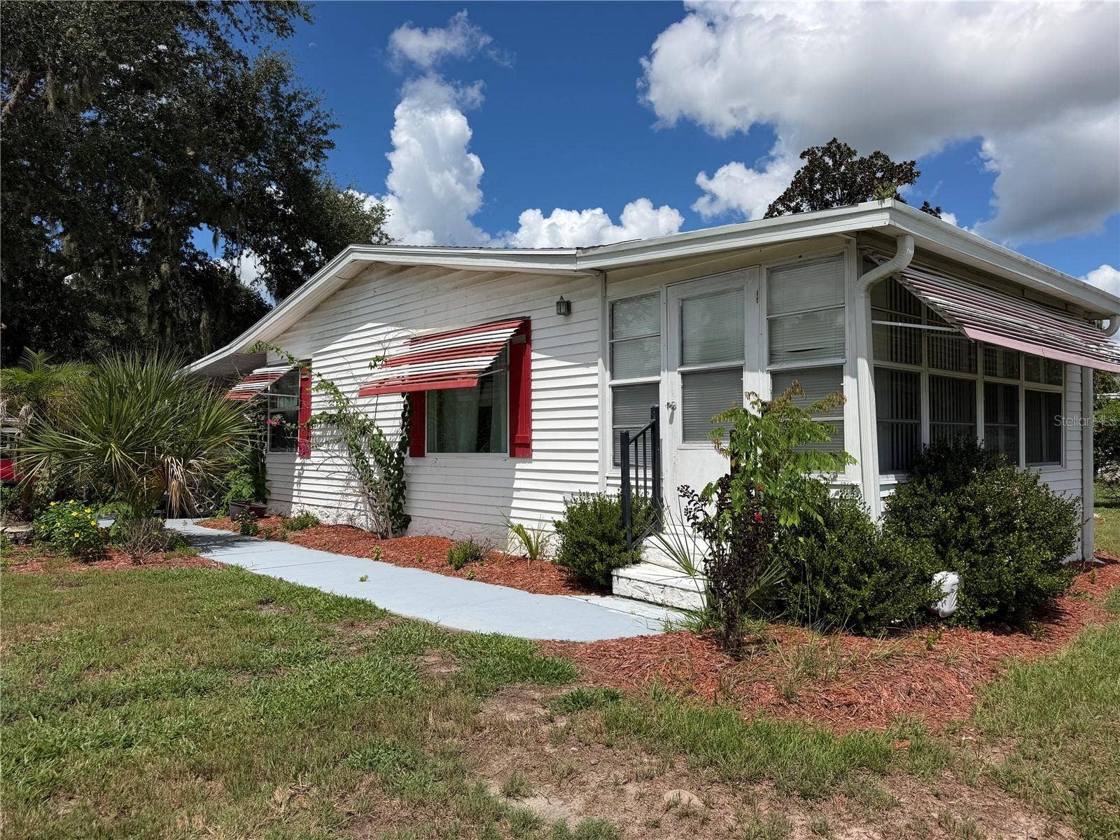 25606 BELLE ALLIANCE DRIVE, Leesburg, FL 34748 25606 BELLE ALLIANCE DRIVE, Leesburg, FL 34748