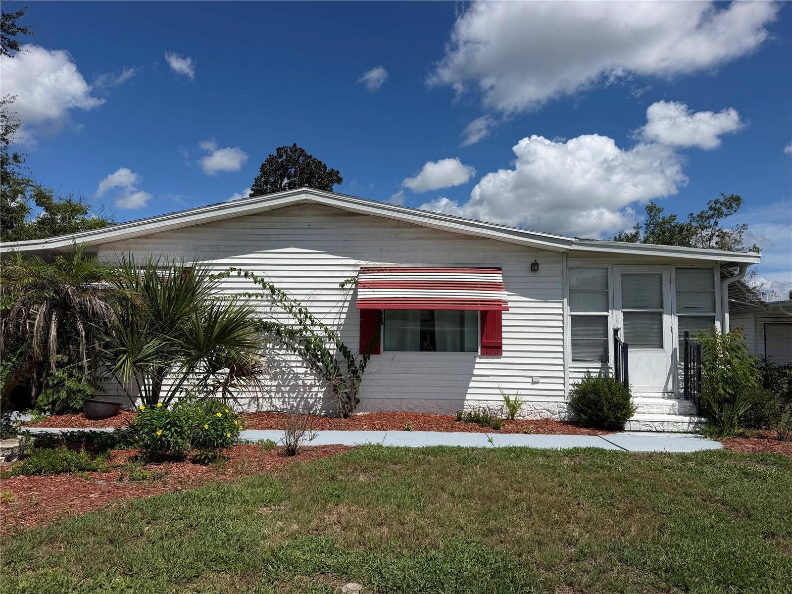 25606 BELLE ALLIANCE DRIVE, Leesburg, FL 34748 25606 BELLE ALLIANCE DRIVE, Leesburg, FL 34748
