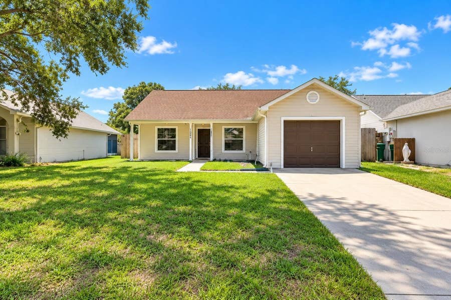 Property photo for 2657 WINCHESTER CIRCLE, Eustis, FL