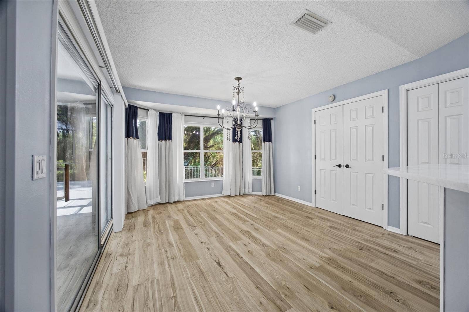 3081 E BERWICK COURT, Hernando, FL 34442 View from living room to the Dinette