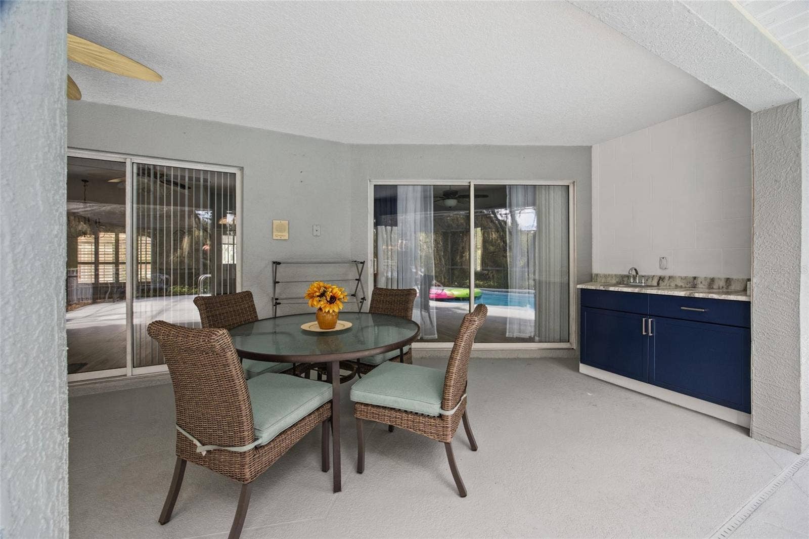 3081 E BERWICK COURT, Hernando, FL 34442 Wet Bar with sitting area in Lanai