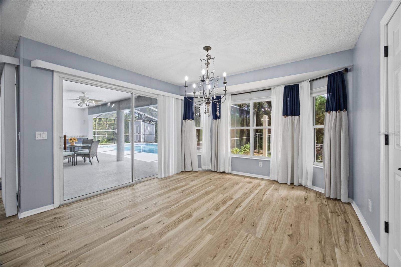 3081 E BERWICK COURT, Hernando, FL 34442 View from kitchen into the Dinette