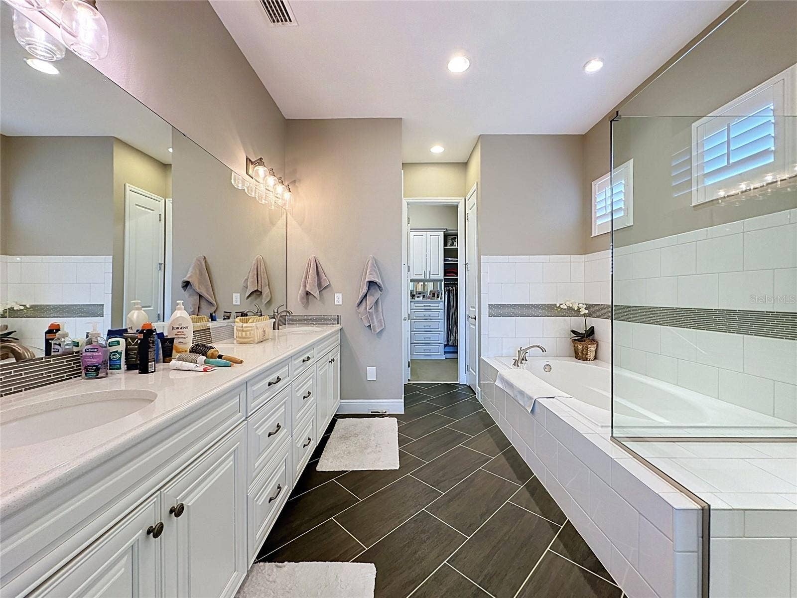 264 SILVER MAPLE ROAD, Groveland, FL 34736 264 SILVER MAPLE ROAD, Groveland, FL 34736