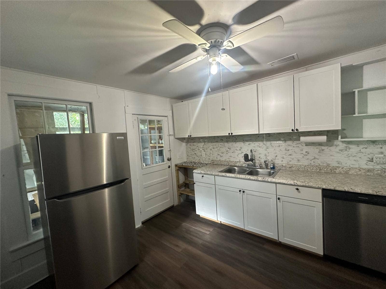 8725 N SILVER LAKE ROAD, Leesburg, FL 34788