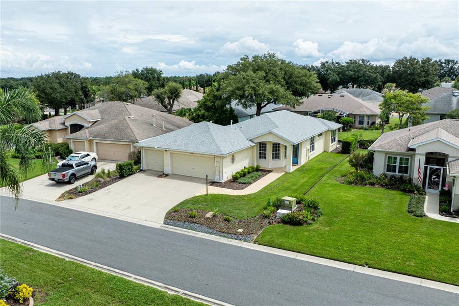 Property photo for 5370 INDIAN OCEAN LOOP, Tavares, FL