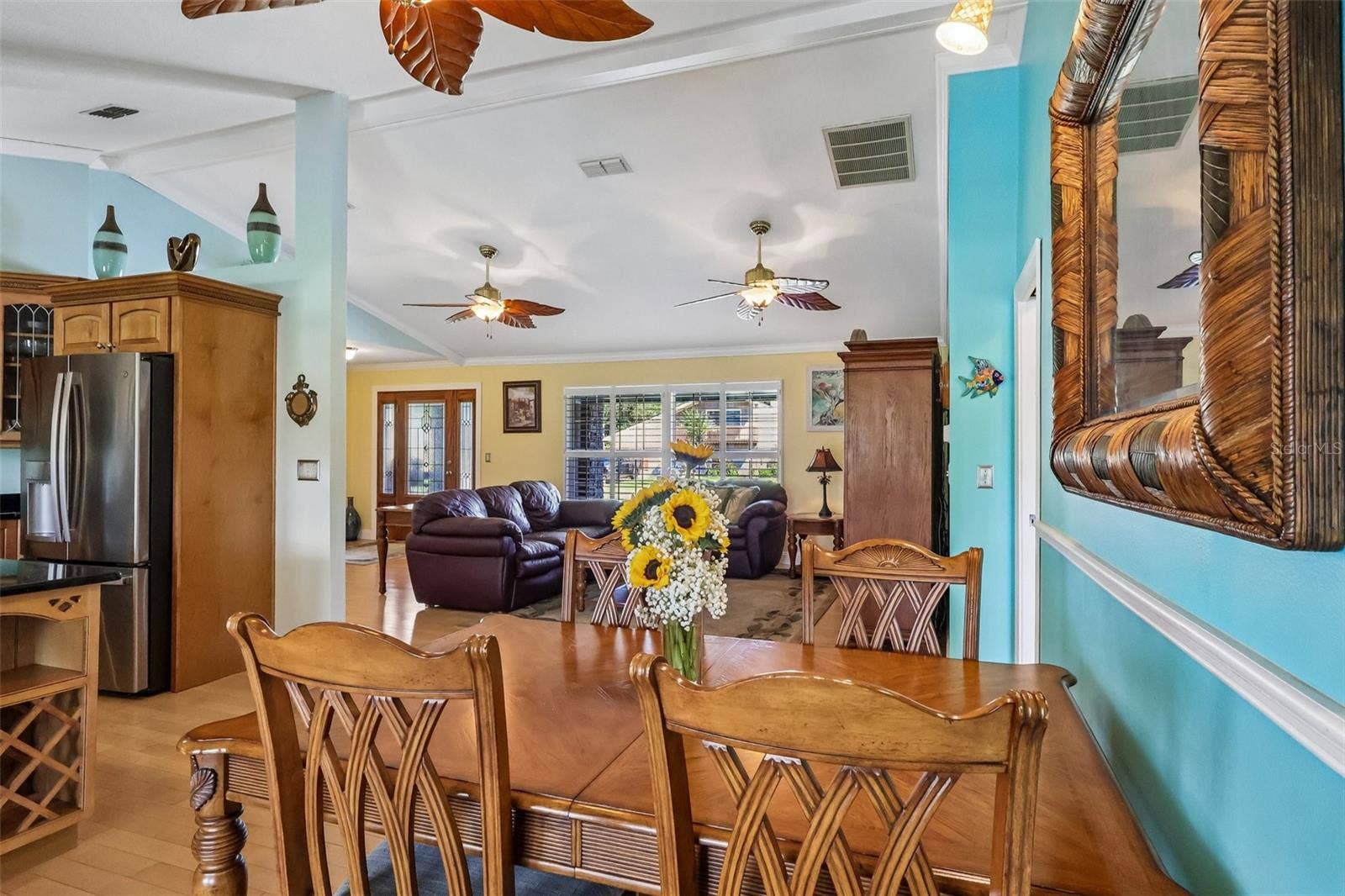 28116 LOIS DRIVE, Tavares, FL 32778 28116 LOIS DRIVE, Tavares, FL 32778