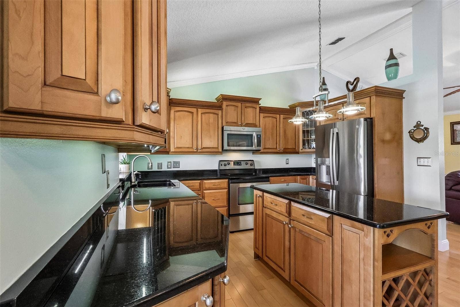28116 LOIS DRIVE, Tavares, FL 32778 28116 LOIS DRIVE, Tavares, FL 32778