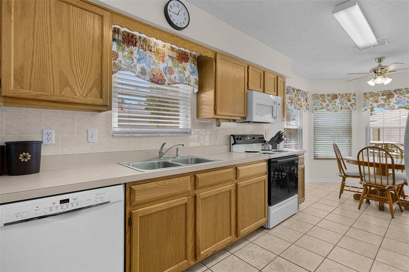 32732 TIMBERWOOD DRIVE, Leesburg, FL 34748 32732 TIMBERWOOD DRIVE, Leesburg, FL 34748