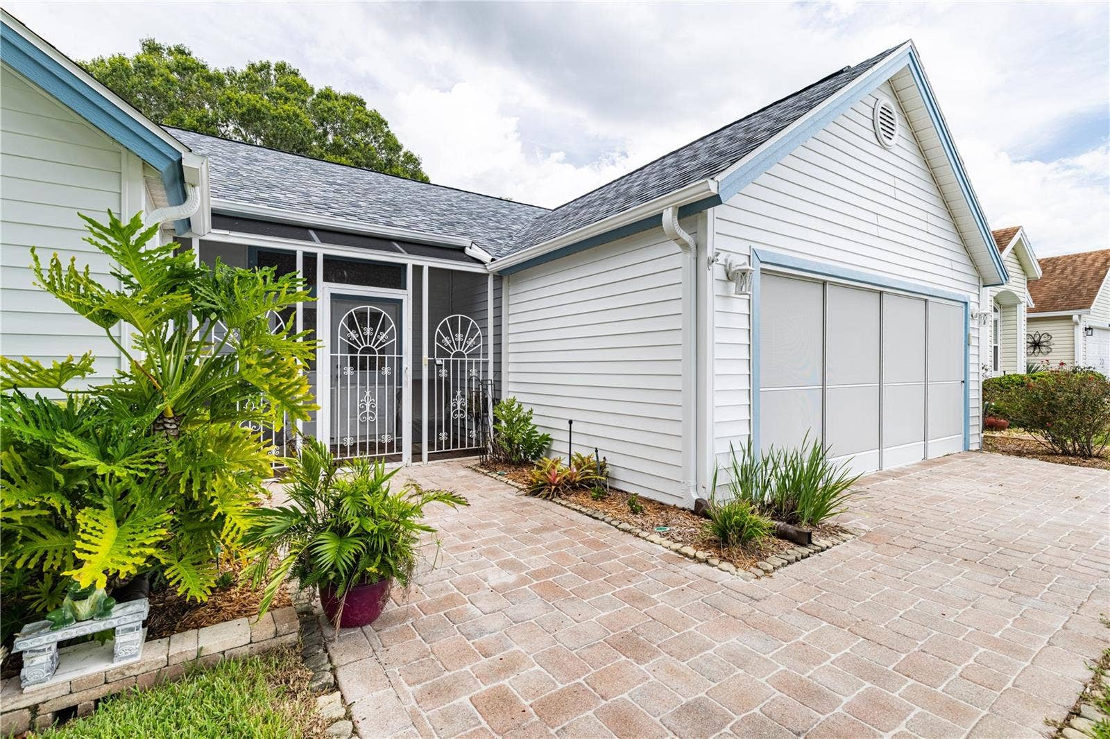 1009 LA MESA LANE, The Villages, FL 32159 1009 LA MESA LANE, The Villages, FL 32159