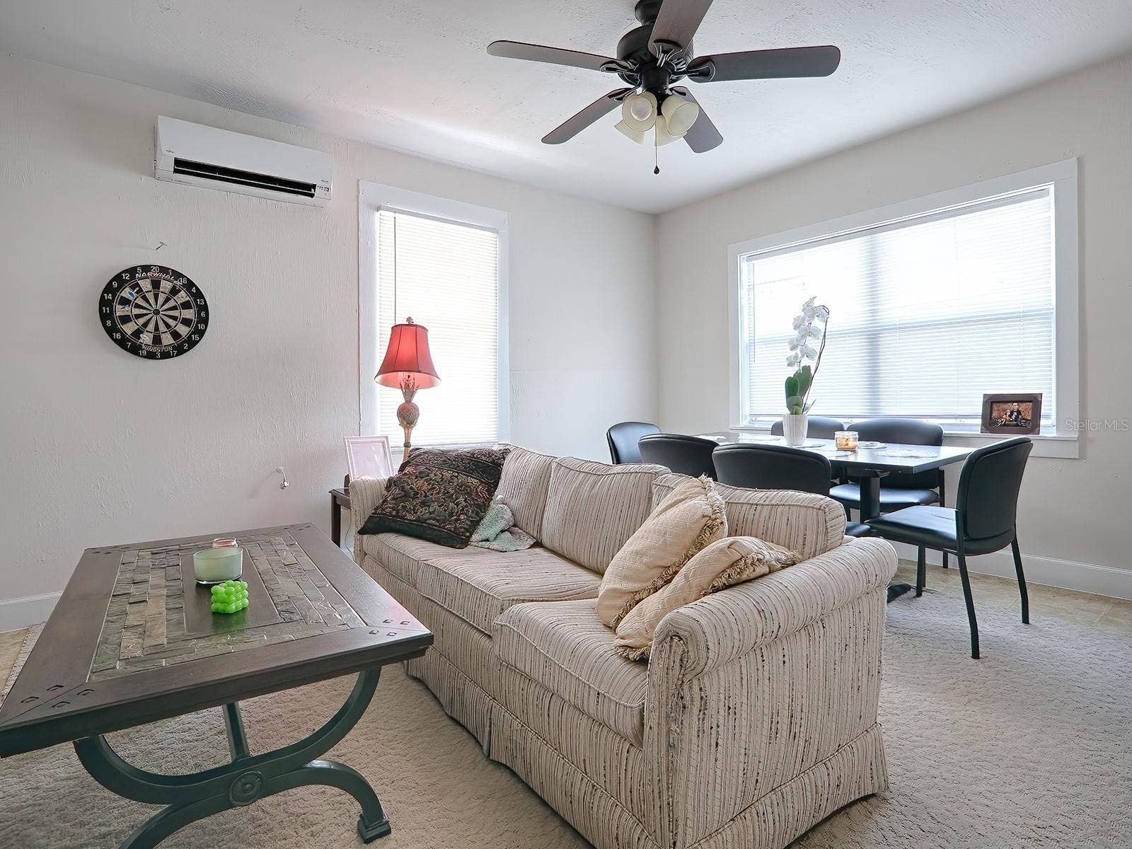 422 & 426 E CITRUS AVENUE, Eustis, FL 32726 422_Unit#B_Living Room