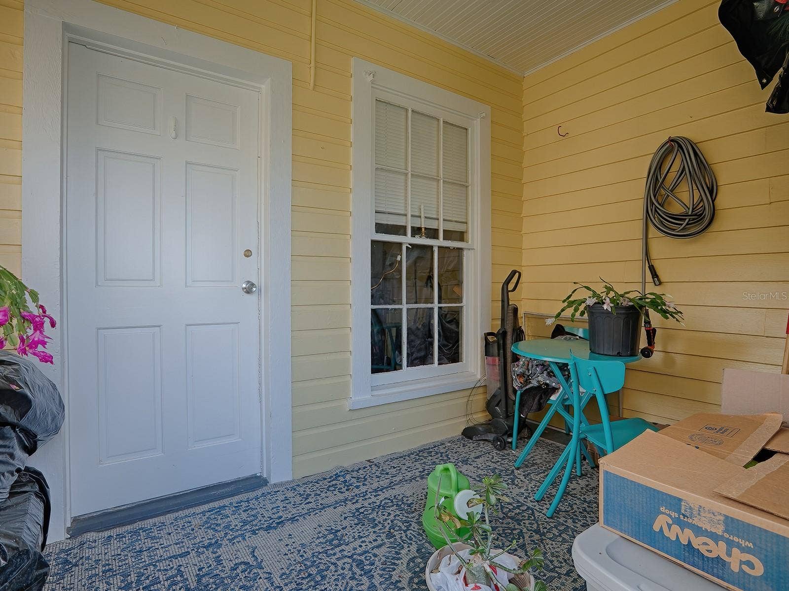422 & 426 E CITRUS AVENUE, Eustis, FL 32726 422_Unit#A_Covered & Enclosed Porch