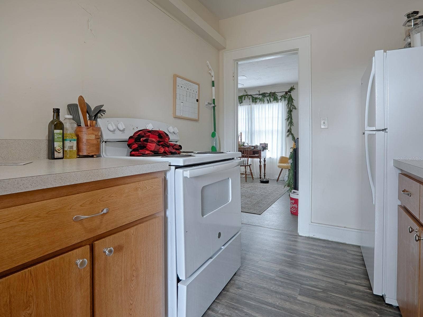 422 & 426 E CITRUS AVENUE, Eustis, FL 32726 426_Unit#2_Kitchen