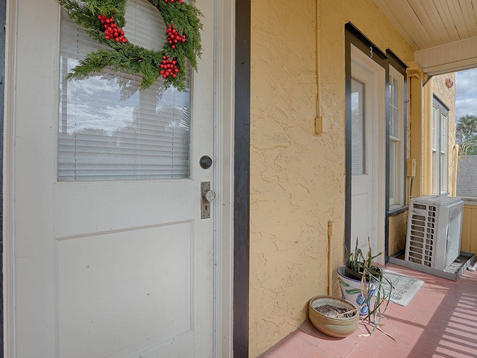 422 & 426 E CITRUS AVENUE, Eustis, FL 32726 426_Exterior Rear Doors