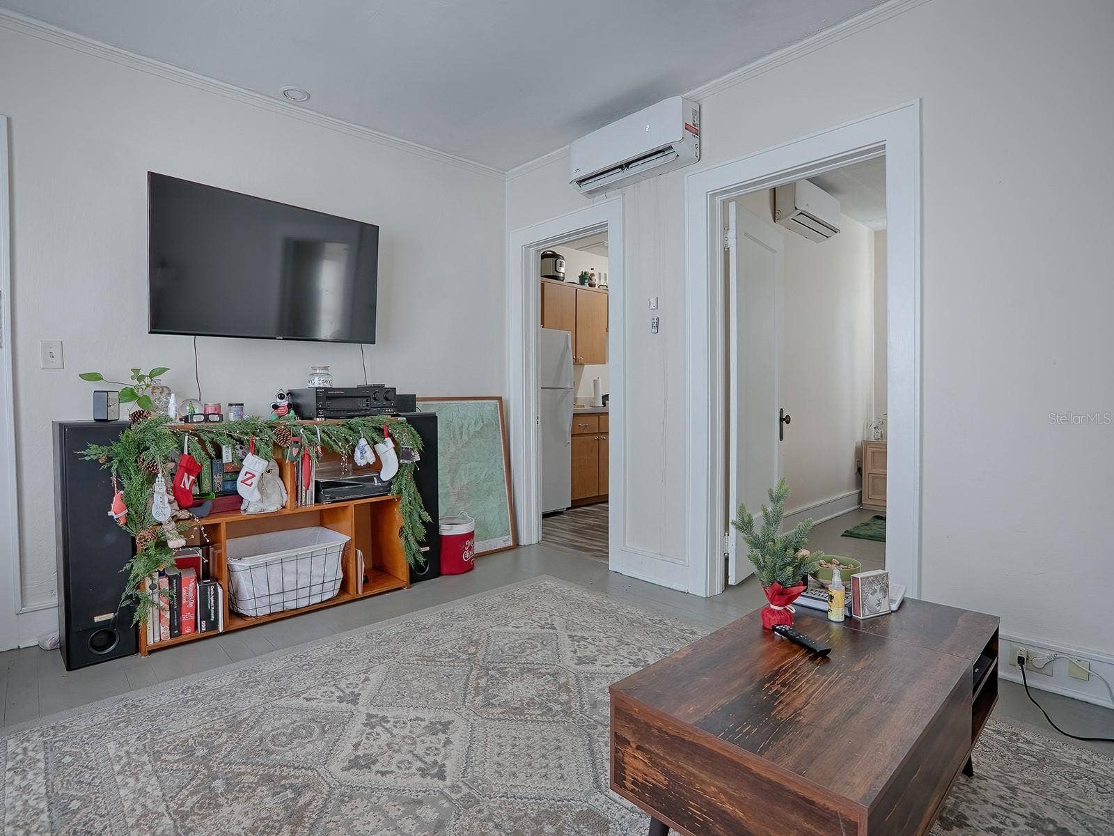 422 & 426 E CITRUS AVENUE, Eustis, FL 32726 426_Unit#4_Living Room