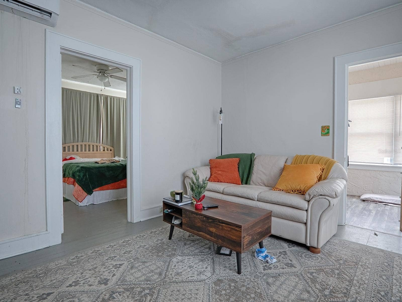 422 & 426 E CITRUS AVENUE, Eustis, FL 32726 426_Unit#4_Living Room