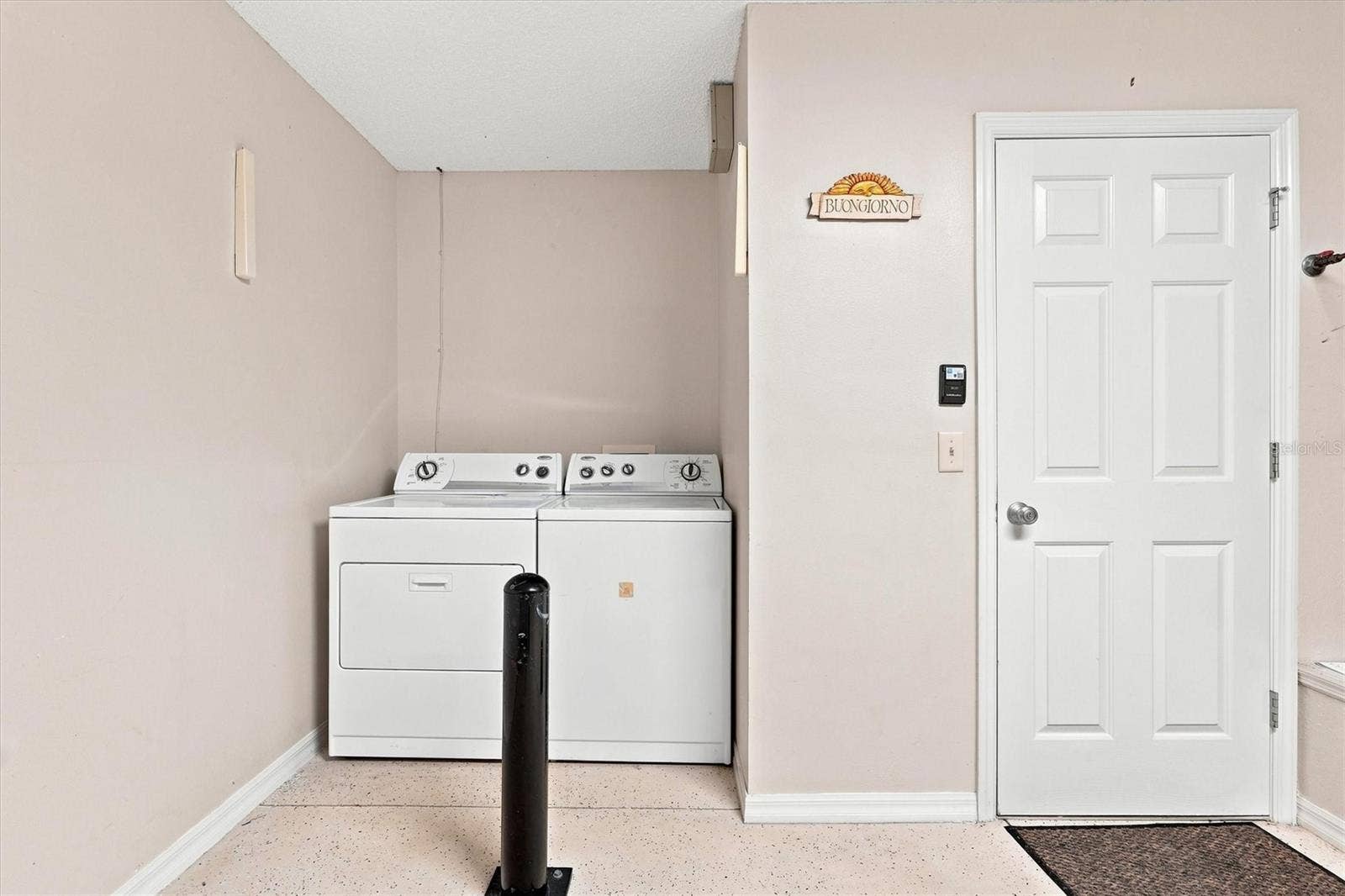 3565 IDLEWOOD LOOP, The Villages, FL 32162 3565 IDLEWOOD LOOP, The Villages, FL 32162