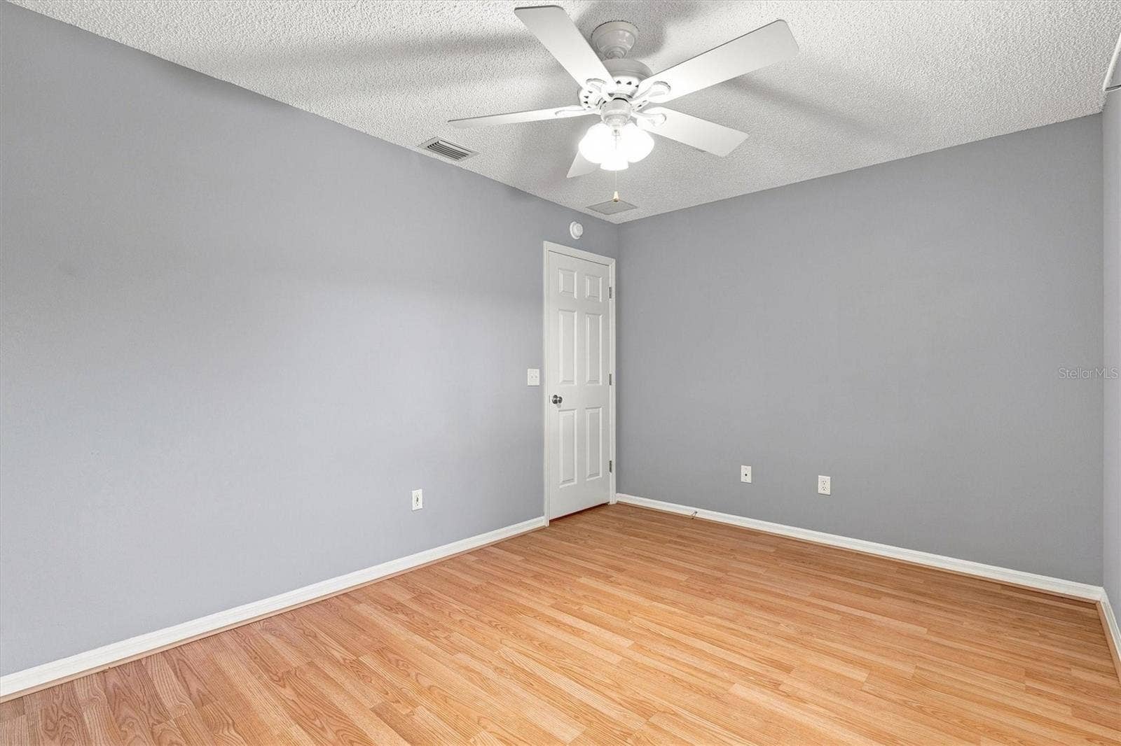 3565 IDLEWOOD LOOP, The Villages, FL 32162 3565 IDLEWOOD LOOP, The Villages, FL 32162