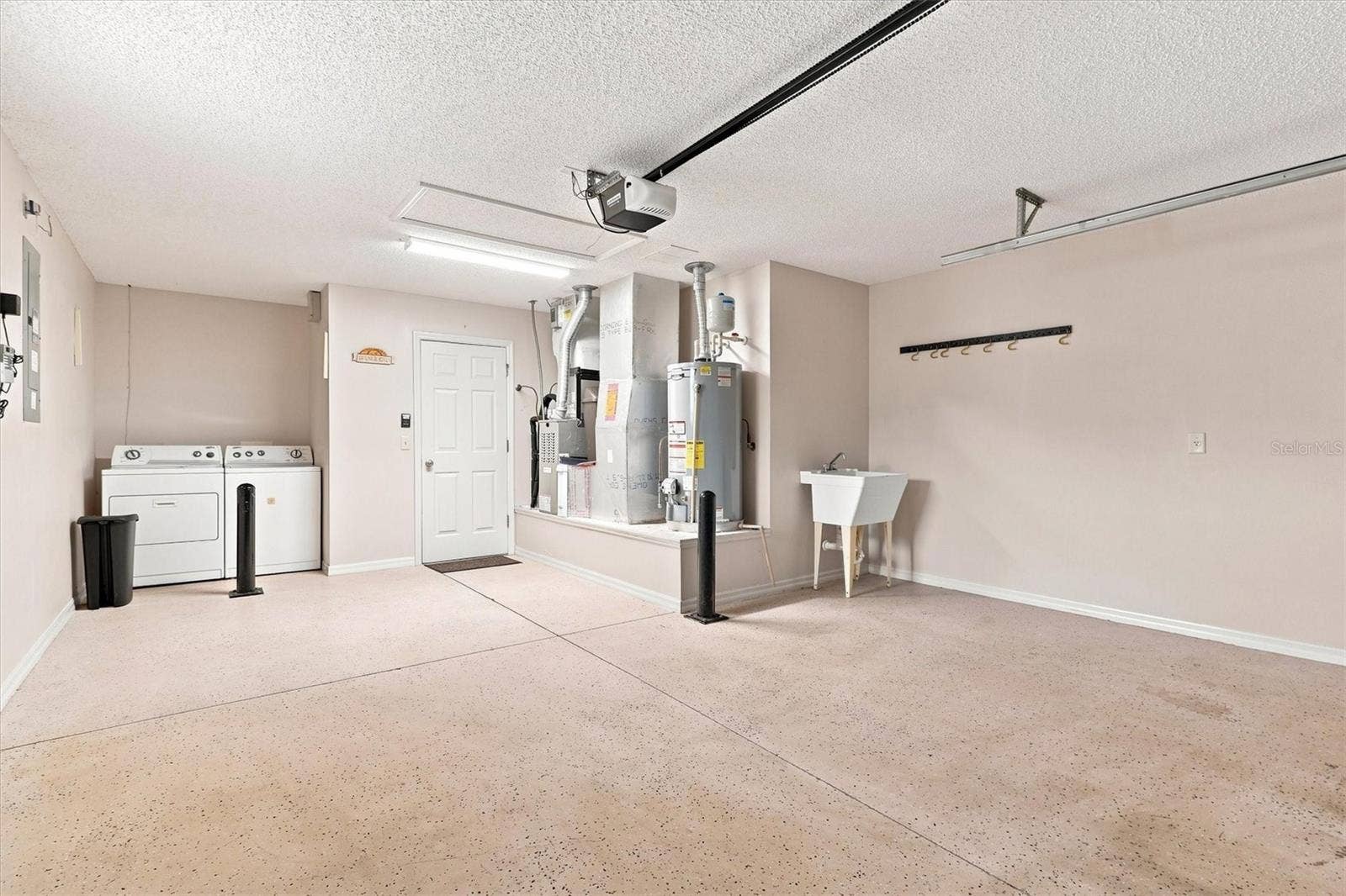 3565 IDLEWOOD LOOP, The Villages, FL 32162 3565 IDLEWOOD LOOP, The Villages, FL 32162