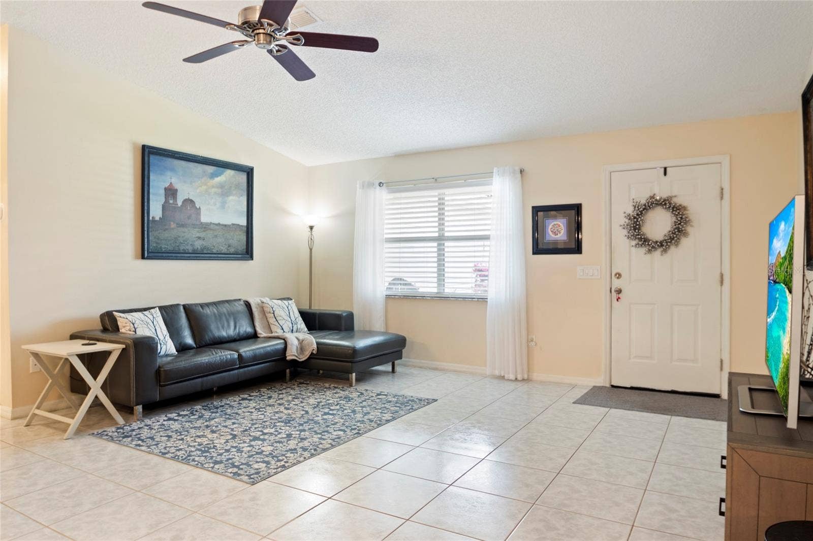 672 SAN PEDRO DRIVE, The Villages, FL 32159 672 SAN PEDRO DRIVE, The Villages, FL 32159