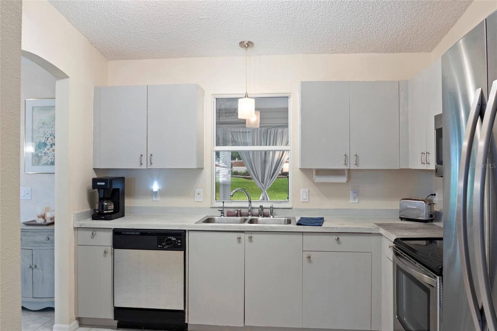 672 SAN PEDRO DRIVE, The Villages, FL 32159 672 SAN PEDRO DRIVE, The Villages, FL 32159