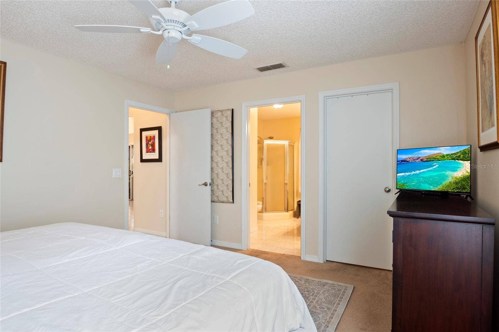 672 SAN PEDRO DRIVE, The Villages, FL 32159 672 SAN PEDRO DRIVE, The Villages, FL 32159