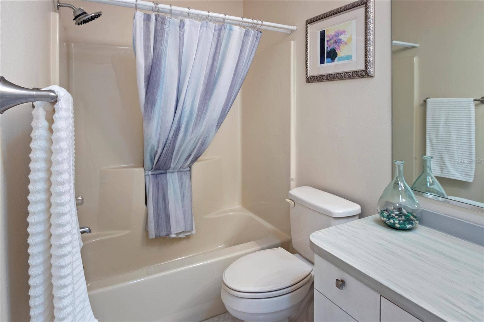 672 SAN PEDRO DRIVE, The Villages, FL 32159 672 SAN PEDRO DRIVE, The Villages, FL 32159