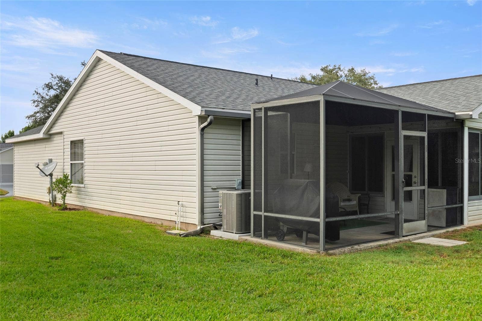 672 SAN PEDRO DRIVE, The Villages, FL 32159 672 SAN PEDRO DRIVE, The Villages, FL 32159