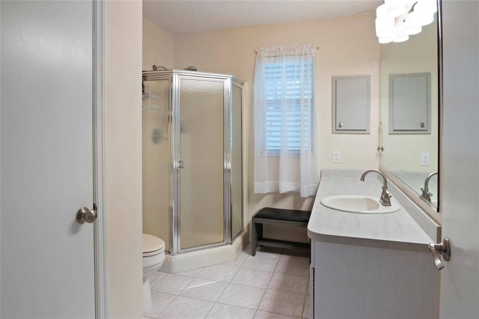 672 SAN PEDRO DRIVE, The Villages, FL 32159 Primary/Master Bathroom - Linen Closet, Walk In Shower