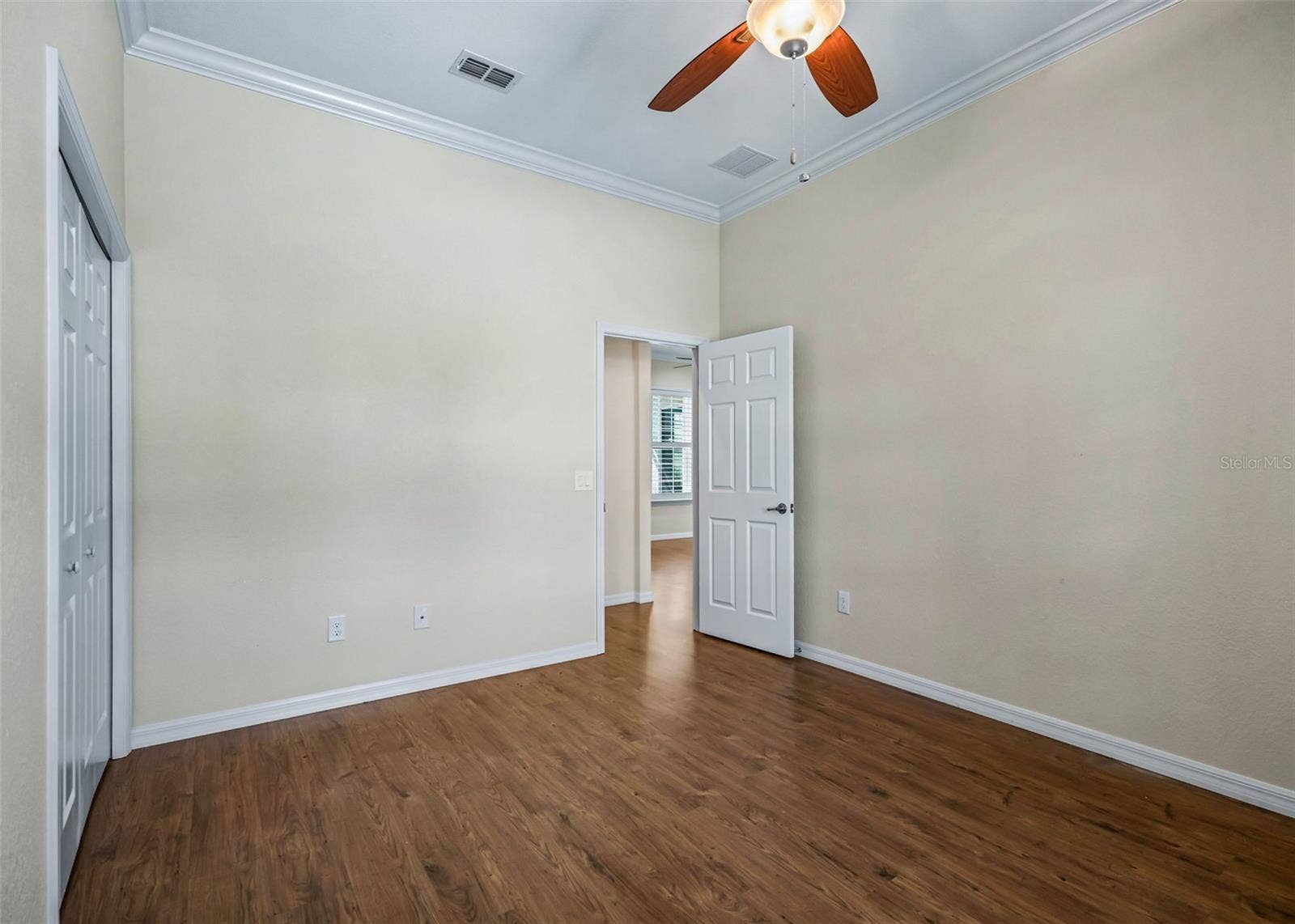 Bedroom 3 w/laminate flooring