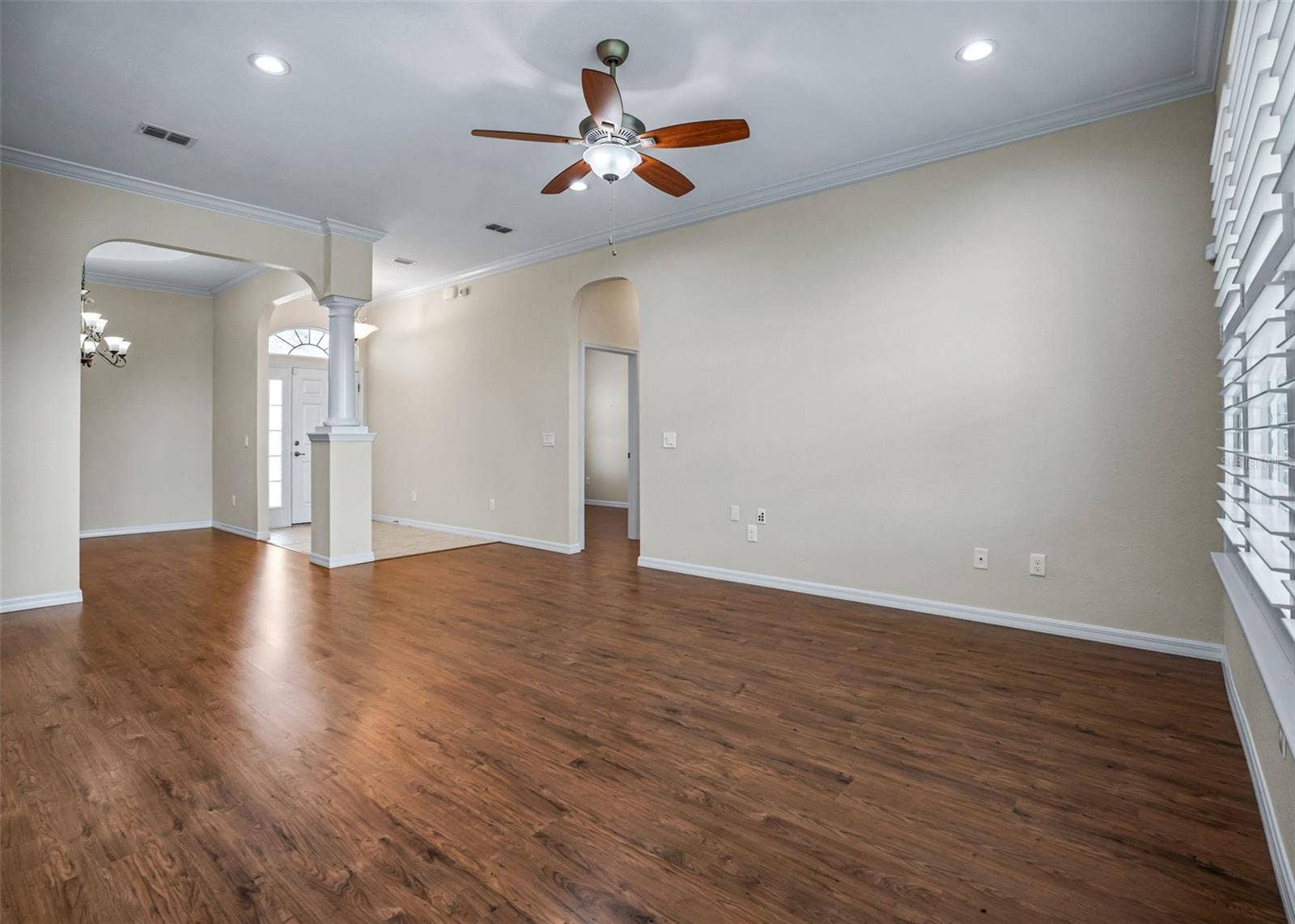 15 x 19 Living area