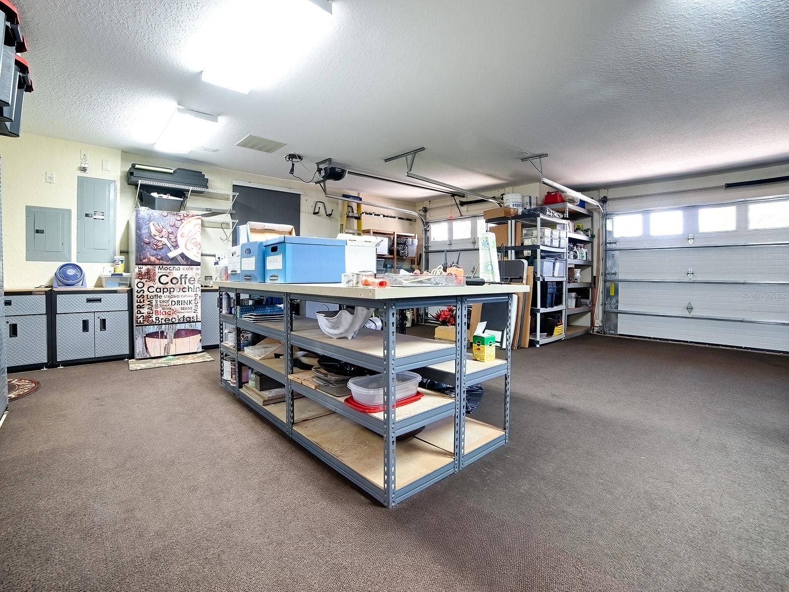 A HOBBY TABLE/WORKBENCH