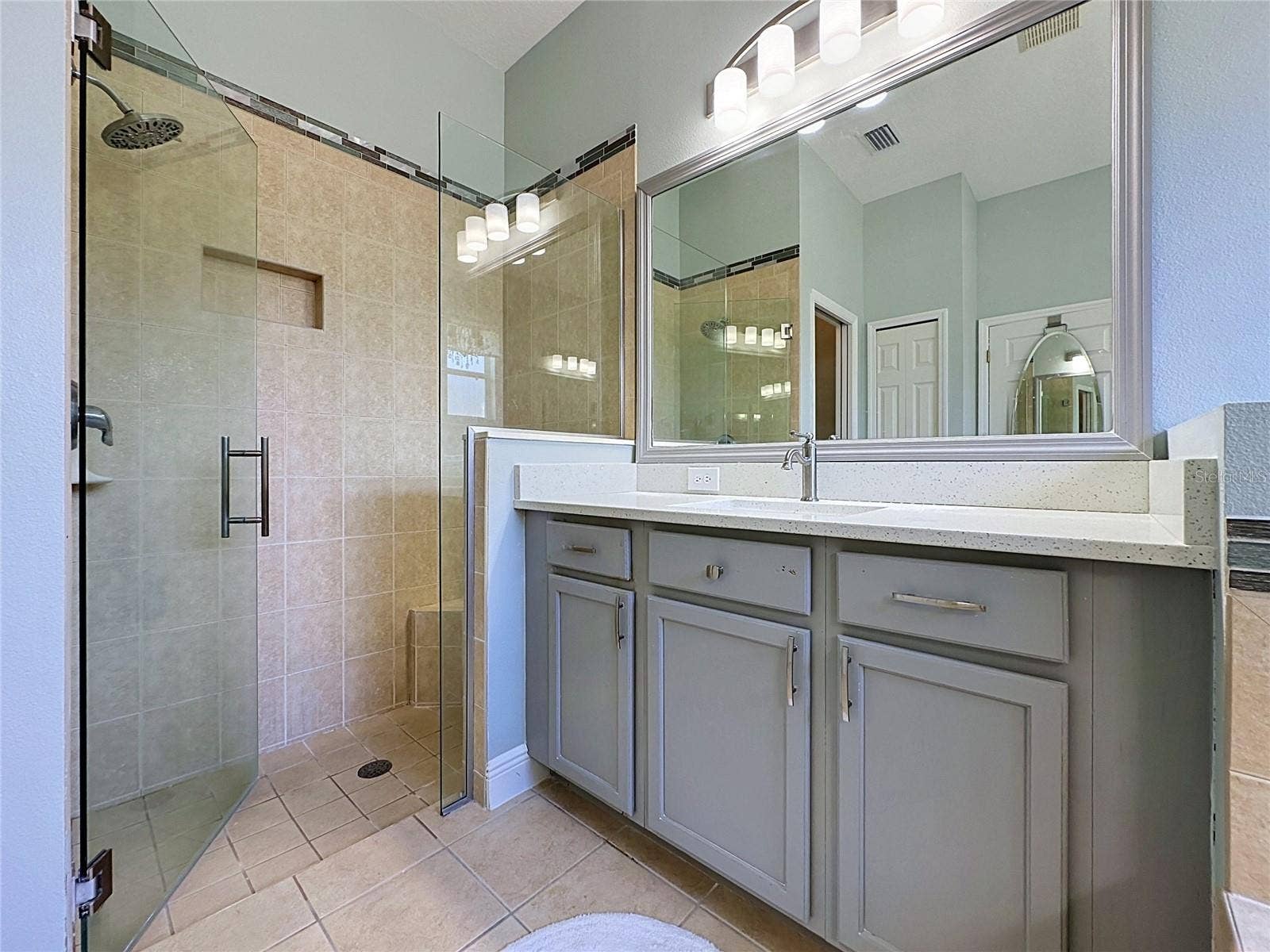 189 BALMY COAST ROAD, Groveland, FL 34736 189 BALMY COAST ROAD, Groveland, FL 34736