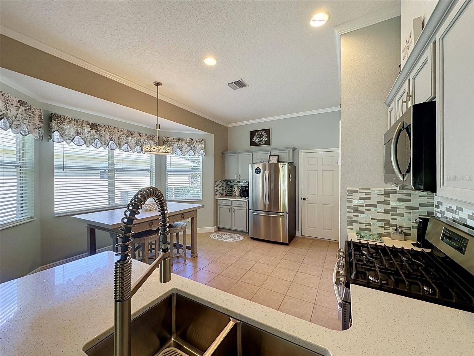 189 BALMY COAST ROAD, Groveland, FL 34736 189 BALMY COAST ROAD, Groveland, FL 34736