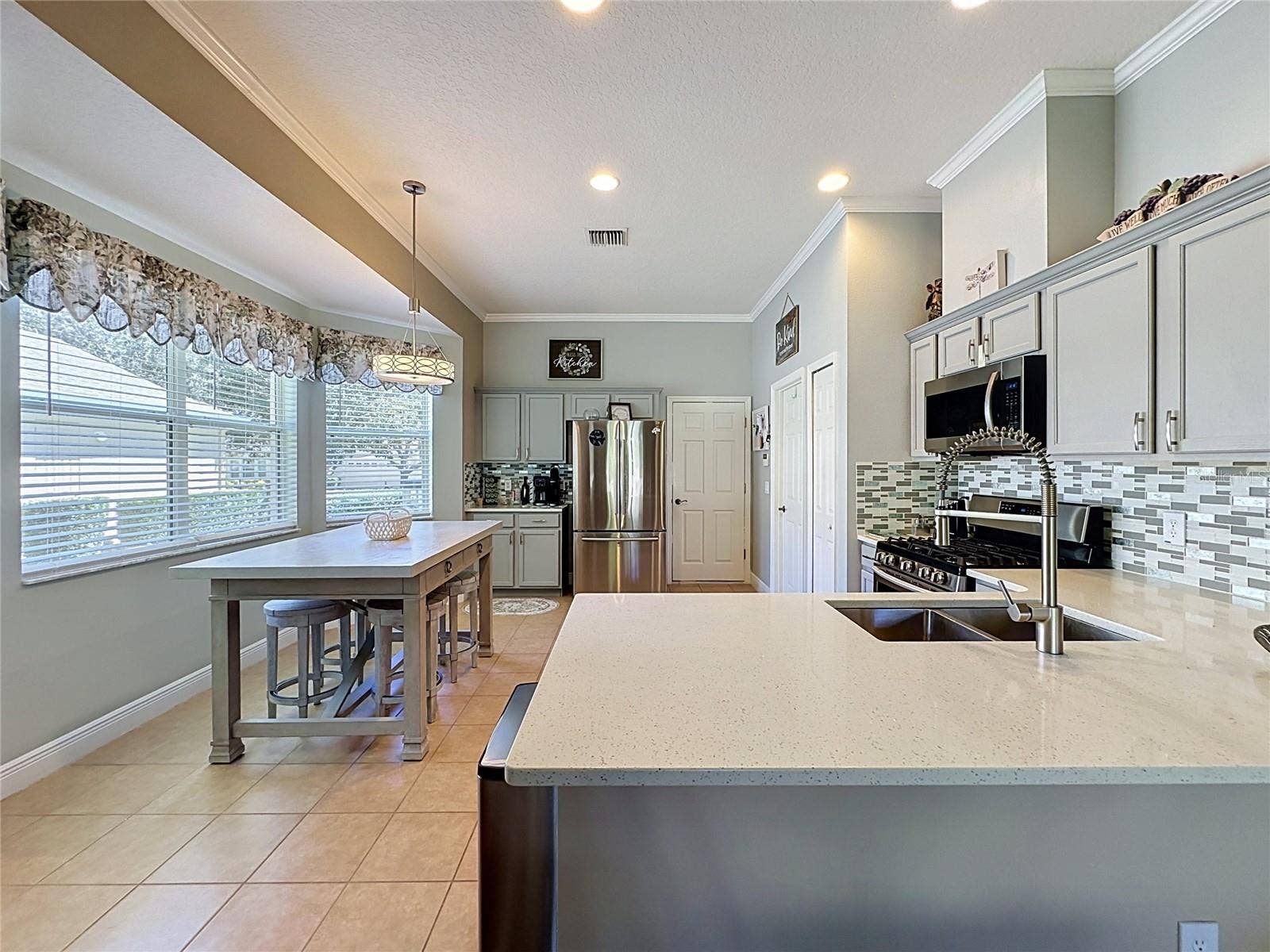 189 BALMY COAST ROAD, Groveland, FL 34736 189 BALMY COAST ROAD, Groveland, FL 34736