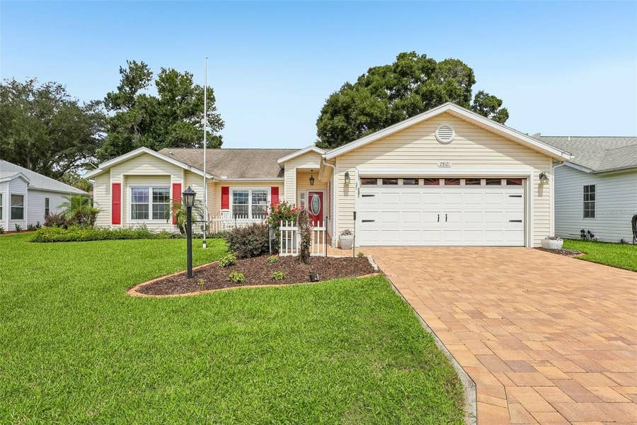 Property photo for 25121 MERIWEATHER ROAD, Leesburg, FL