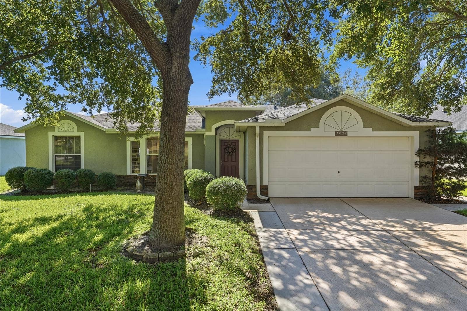 1827 LAKE VILLA DRIVE, Tavares, FL 32778