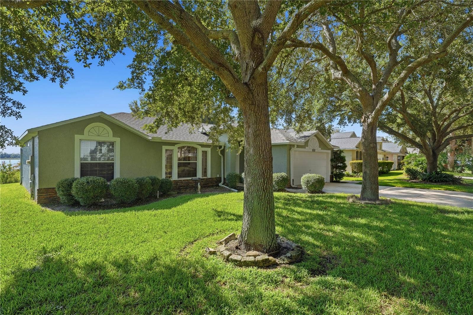 Welcome to 1827 Lake Villa Drive!