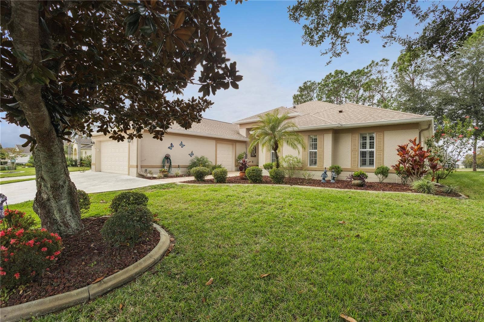 24215 BELLE MEDE DRIVE, Leesburg, FL 34748 24215 BELLE MEDE DRIVE, Leesburg, FL 34748
