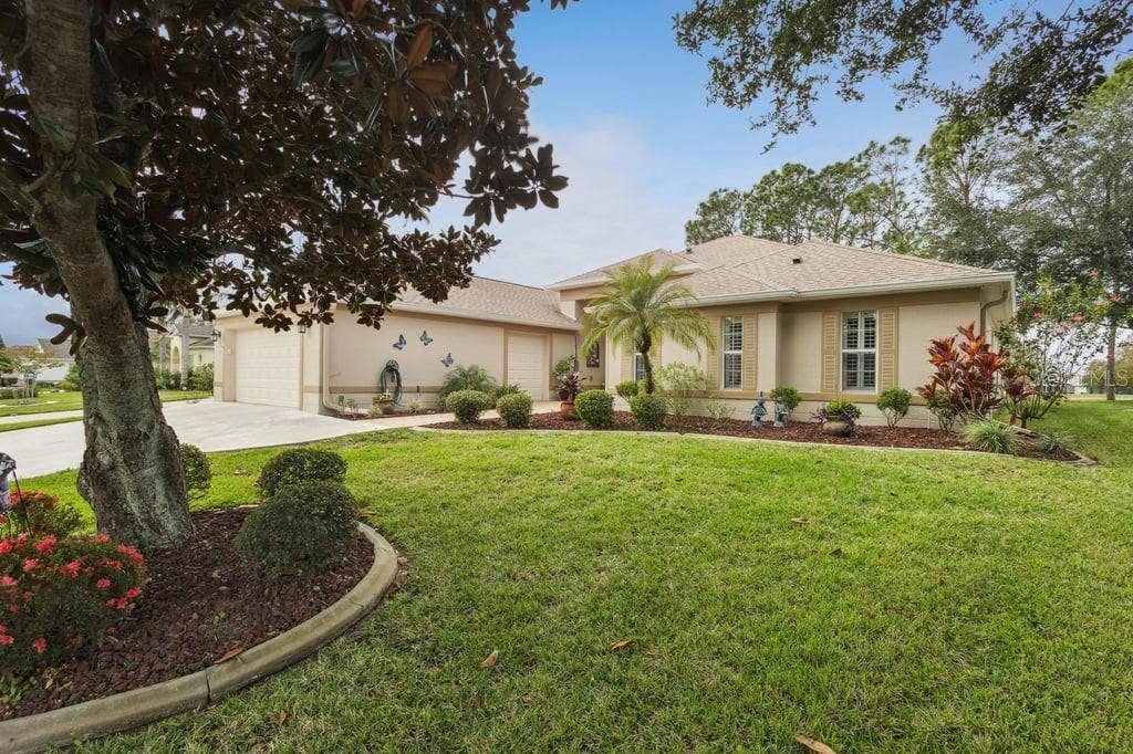 24215 BELLE MEDE DRIVE, Leesburg, FL 34748 24215 BELLE MEDE DRIVE, Leesburg, FL 34748