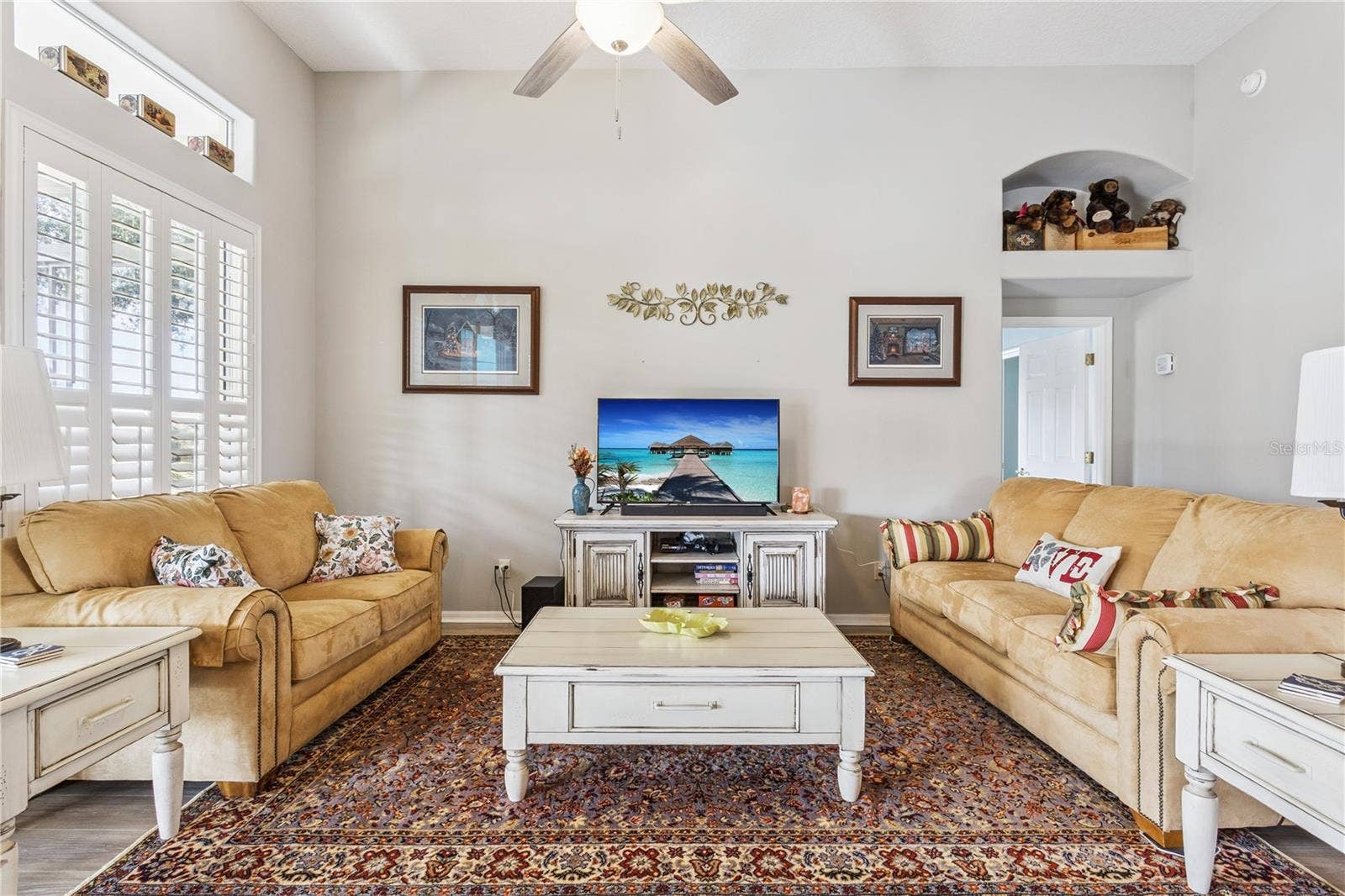 24215 BELLE MEDE DRIVE, Leesburg, FL 34748 24215 BELLE MEDE DRIVE, Leesburg, FL 34748