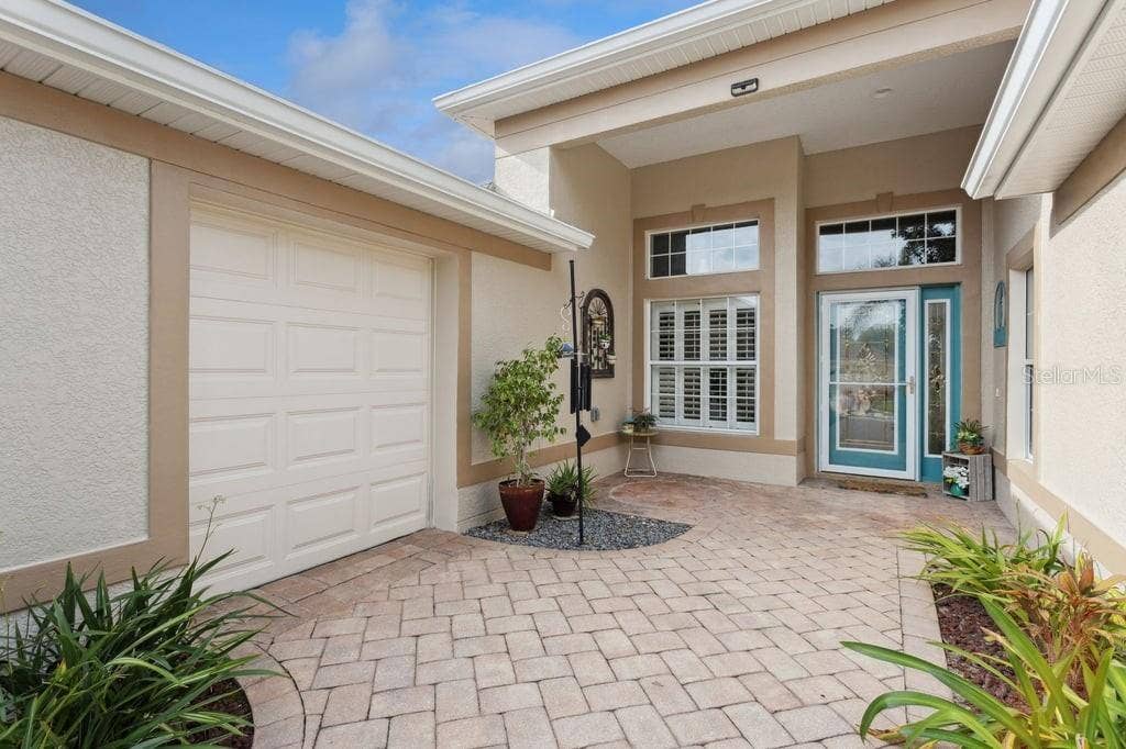 24215 BELLE MEDE DRIVE, Leesburg, FL 34748 24215 BELLE MEDE DRIVE, Leesburg, FL 34748
