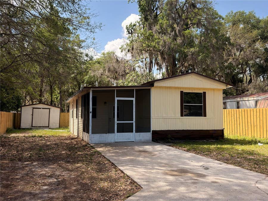 Property photo for 1583 CR 435, Lake Panasoffkee, FL
