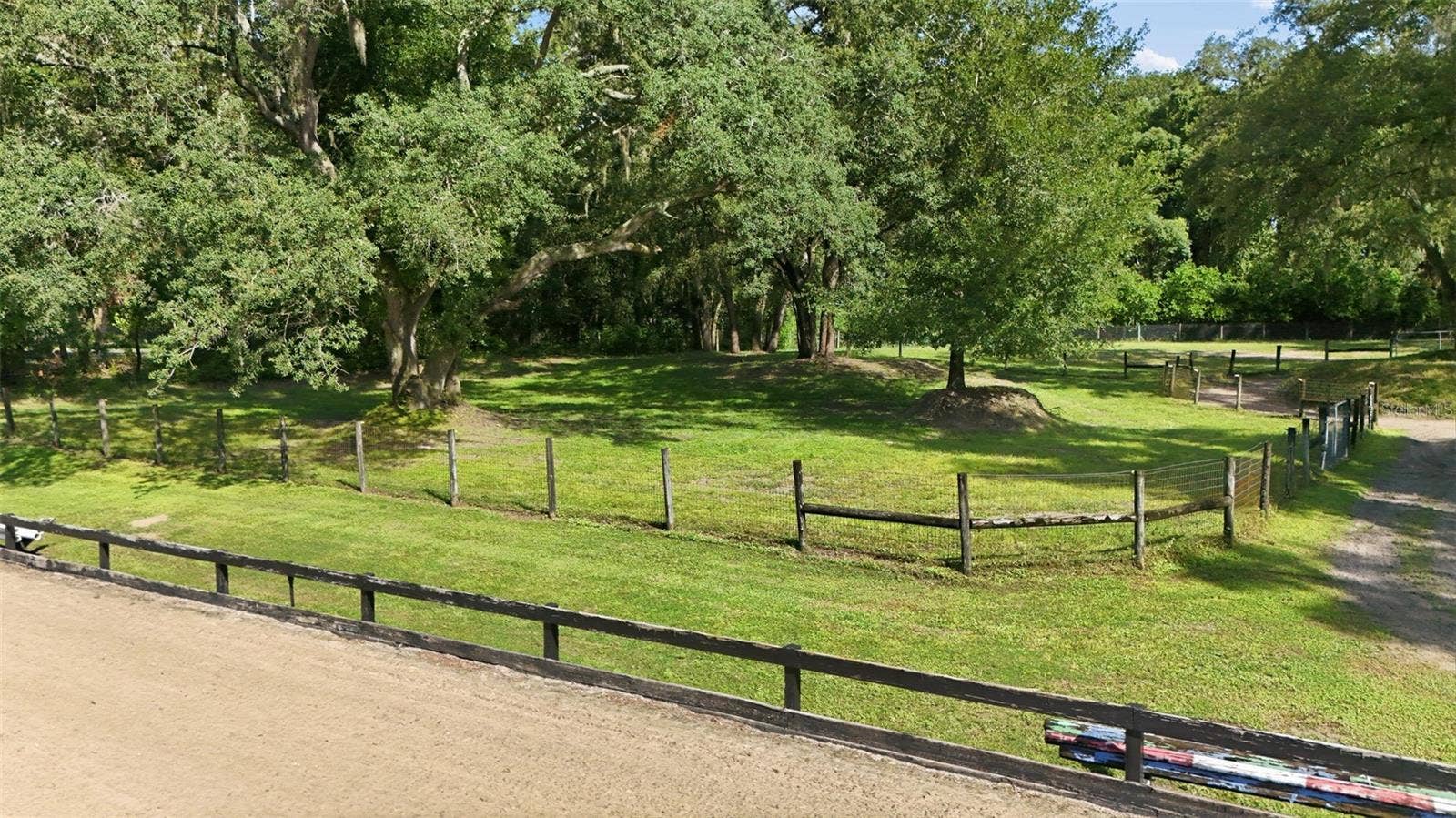22301 CORONADO SOMERSET DRIVE, Sorrento, FL 32776 22301 CORONADO SOMERSET DRIVE, Sorrento, FL 32776