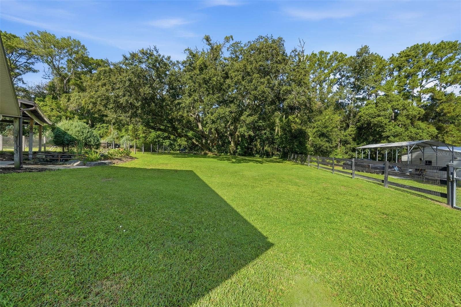 22301 CORONADO SOMERSET DRIVE, Sorrento, FL 32776 22301 CORONADO SOMERSET DRIVE, Sorrento, FL 32776