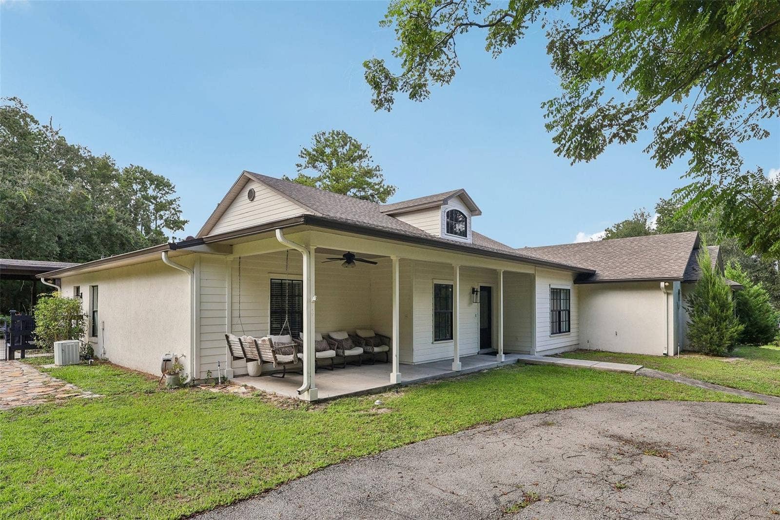 22301 CORONADO SOMERSET DRIVE, Sorrento, FL 32776 Front corner