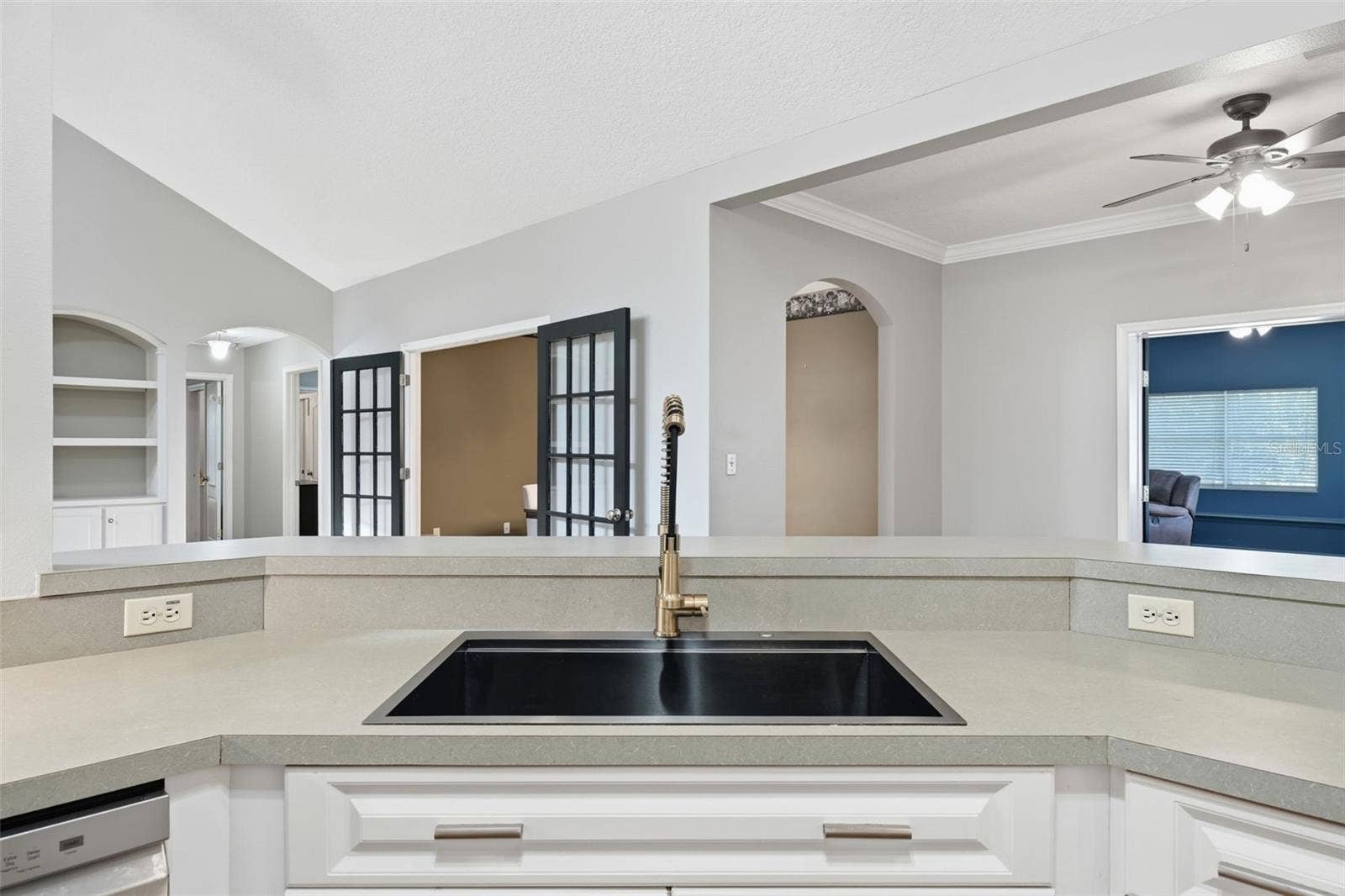 22301 CORONADO SOMERSET DRIVE, Sorrento, FL 32776 22301 CORONADO SOMERSET DRIVE, Sorrento, FL 32776